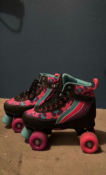 Patins ótimo estado