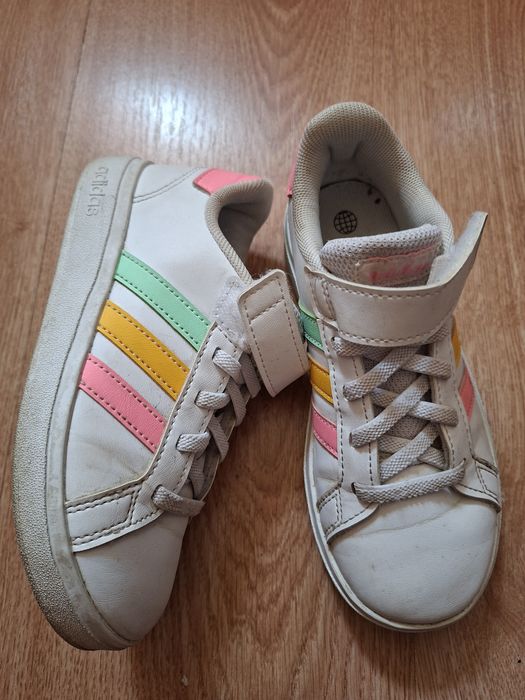 Buty Adidas dla dziewczynki