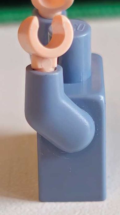 Lego Arwen, Tors z zestawu "Narada u Elronda" 79006, pęknięcia, Kraków