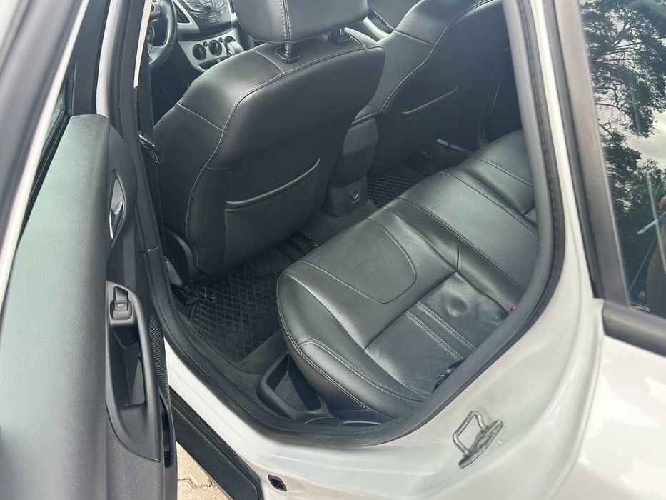 Ford Focus  2.0i  Automat