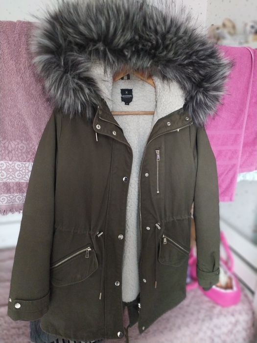 Парка для дівчинки