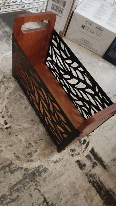 Piękny gazetnik 33x13x23.5