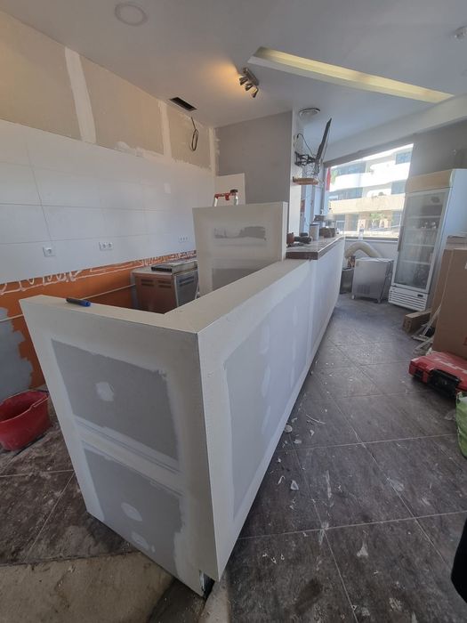 Remodelações, Reparações, pinturas, electricidade, montagem cozinhas e