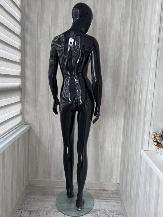 Манекен жіночий для одягу женский манекен