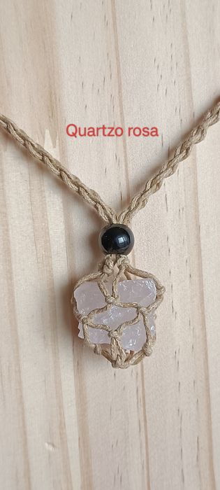 Colares pedras naturais