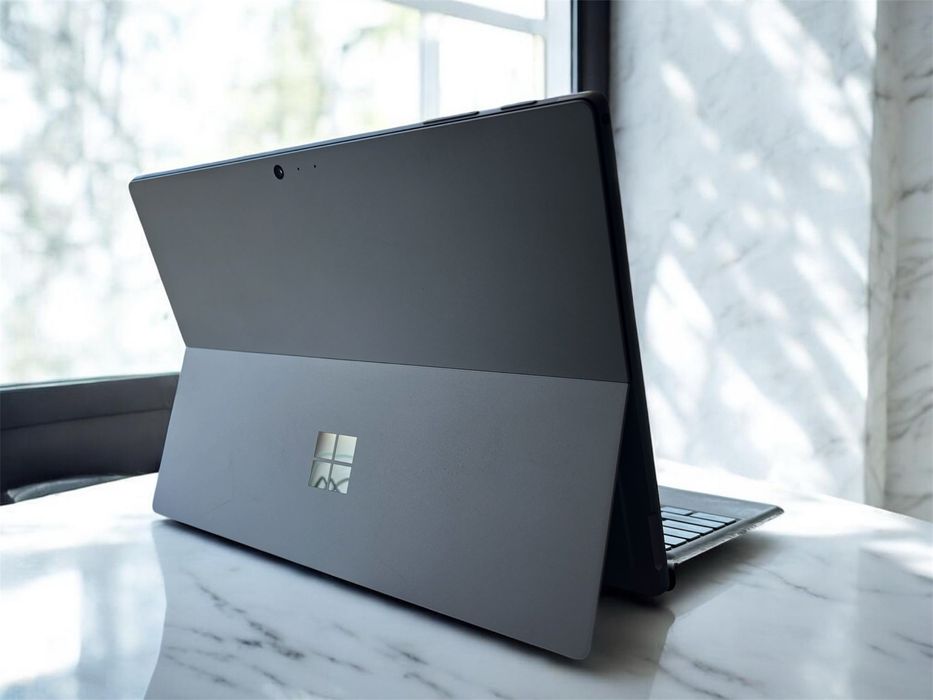 Планшет-ноутбук Microsoft Surface PRO 6 i5 8/256gb “12.3 USA