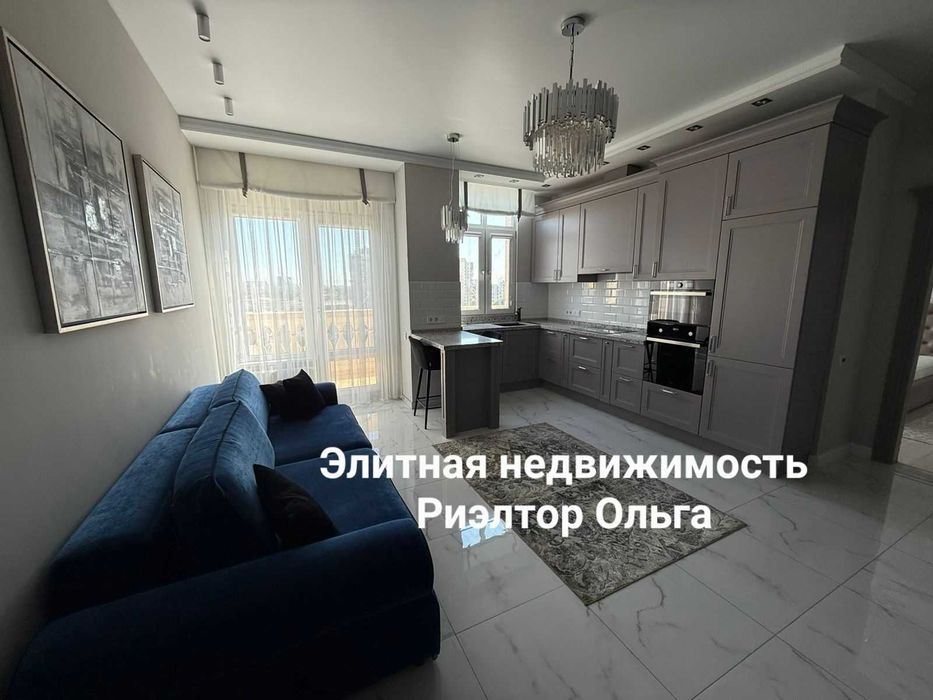 Сдам VIP ЖК "Ренессанс" дизайнерский ремонт / Кировский сквер! Центр! Своя терраса!