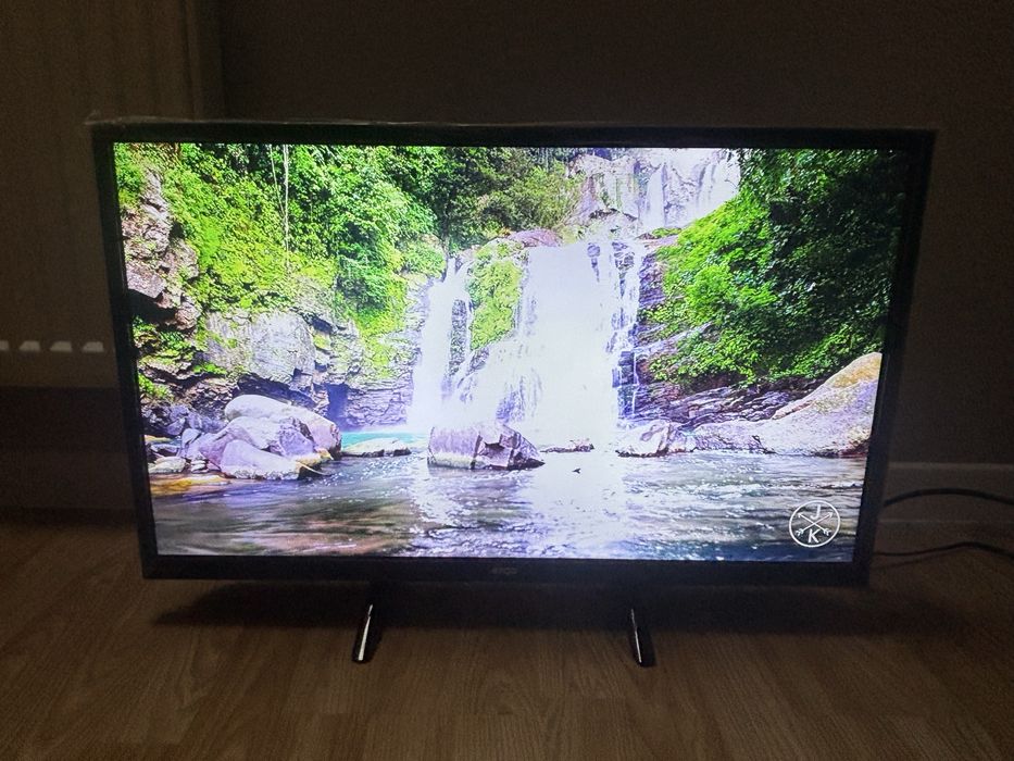 Телевізор Ergo LE28CT4000AU [  HD / HDMI / USB ]