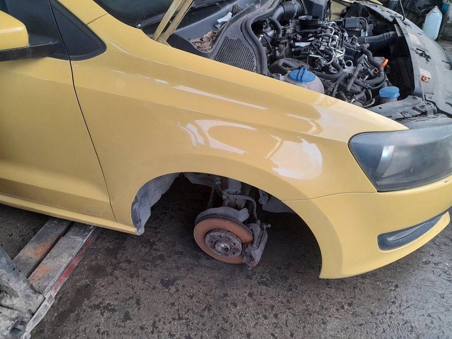 Guarda-Lamas Frente Direito Volkswagen Polo V 6R1