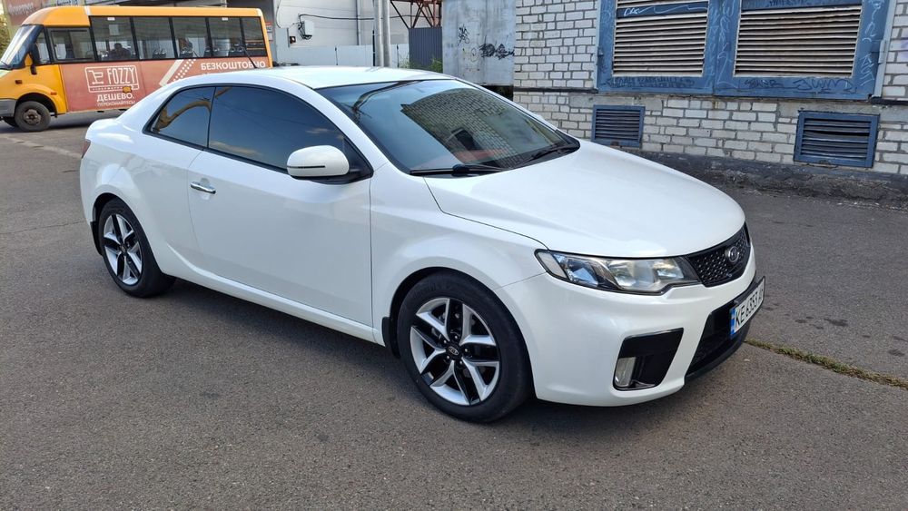 продам Kia Cerato Koup 2011 газ  бензин  автомат
