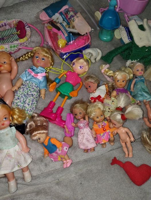 Zestaw lalek typu barbie dla dziecka