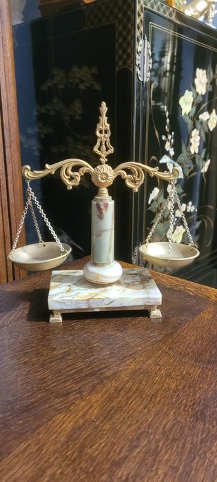 Piękna dekoracyjna waga