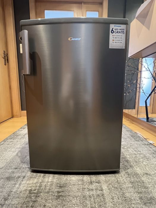 Arca vertical Candy CCTUS542XH com avaria