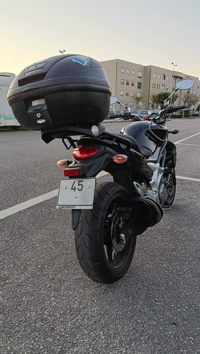 SUZUKI GLADIUS 650 (SV650) 2011 – Motor Lendário e de Fiabilidade Extrema