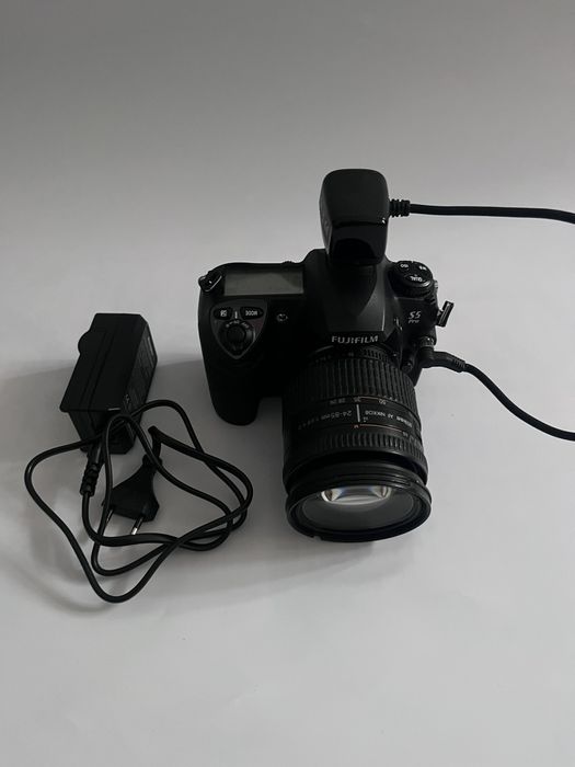 Fujifilm Finepix s5 pro ідеальний стан 3800пробіг комплект