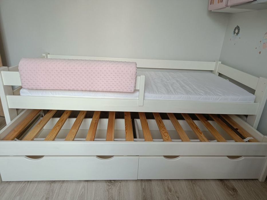 Łóżko dziecięce  2 osobowe, szuflady