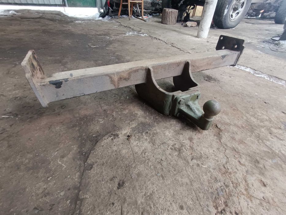 Фаркоп Ниссан Террано Прицепное Форд Маверик Nissan Terrano 2