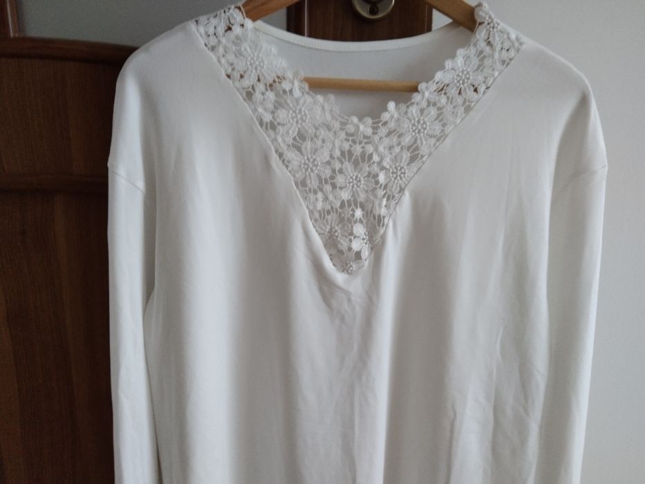 Biała bluzka duży rozmiar