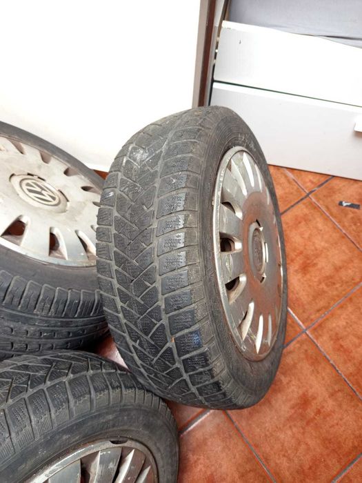 Vendo Jantes com pneus reforçados para Volkswagen