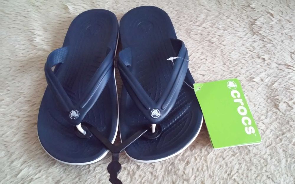 Japonki Crocs W 7 wkładka 25 cm.granatowe nowe