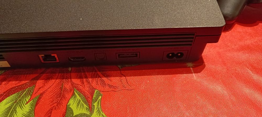 Vendo PlayStation 3 nova sem caixa