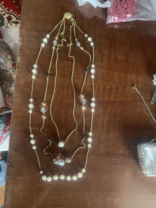 Бижутерия, колье, бусы, броши, кошелечек,-монетница, времен СССР