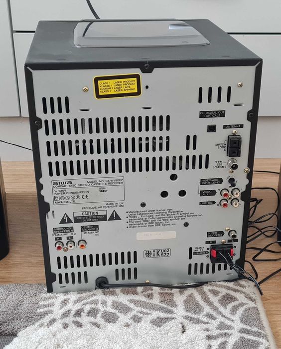 Wieża AIWA NSX 90 Moc 380 W. AUX, radio. Kolumny 2 x 120 W