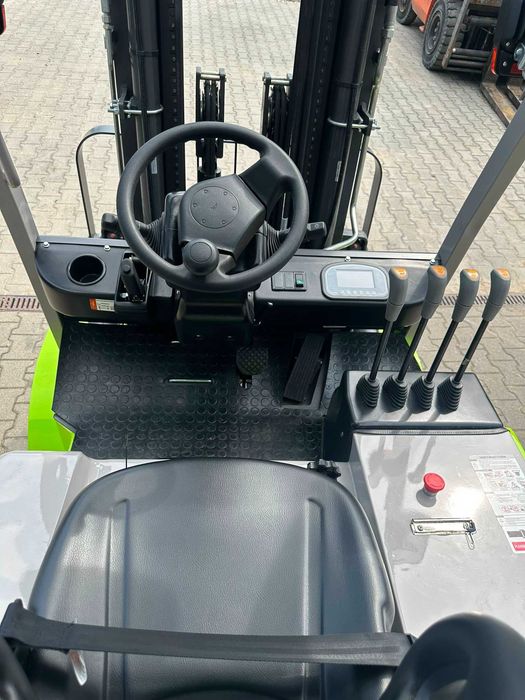 Wózek widłowy elektryczny Zoomlion FB35, 3,5t, Triplex 4,8m, 80V/460Ah