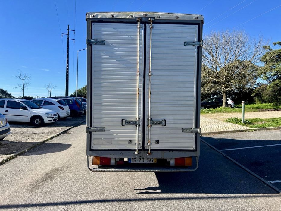 Hyundai H1 2.5 Diesel Com caixa e lonas