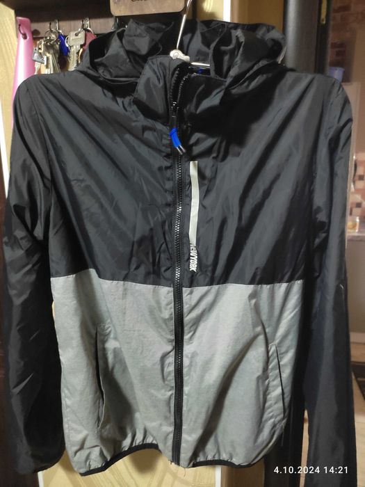 продам пакетом одяг в школу хлопцю