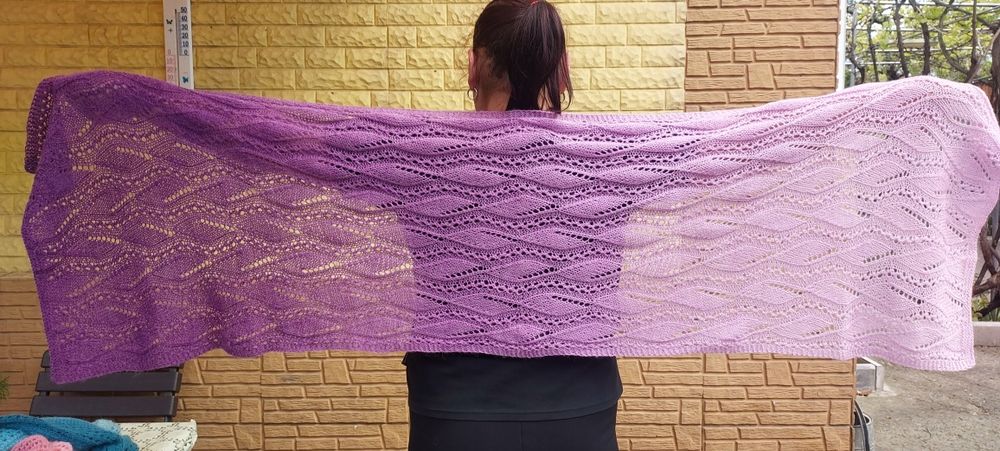 Шарф,палантин  1,8×0,6м,пряжа Турція Alize Angora Gold Batic.