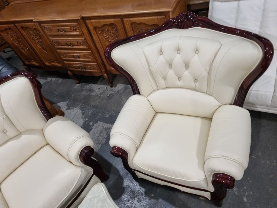 komplet wypoczynkowy ze skóry stolik ława kanapa 2 fotele