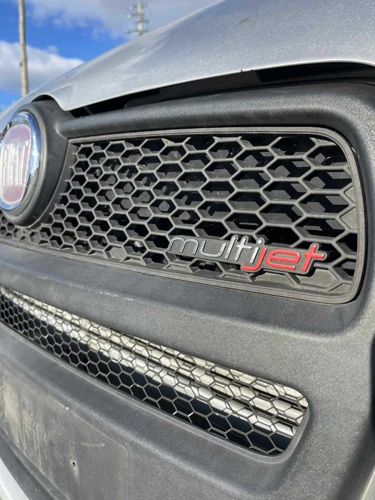 Fiat Doblo 2013 para peças!