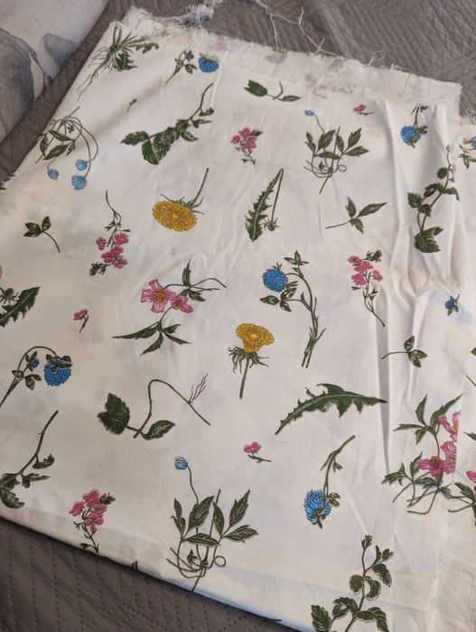 Popelina w kwiaty 1.5 m
