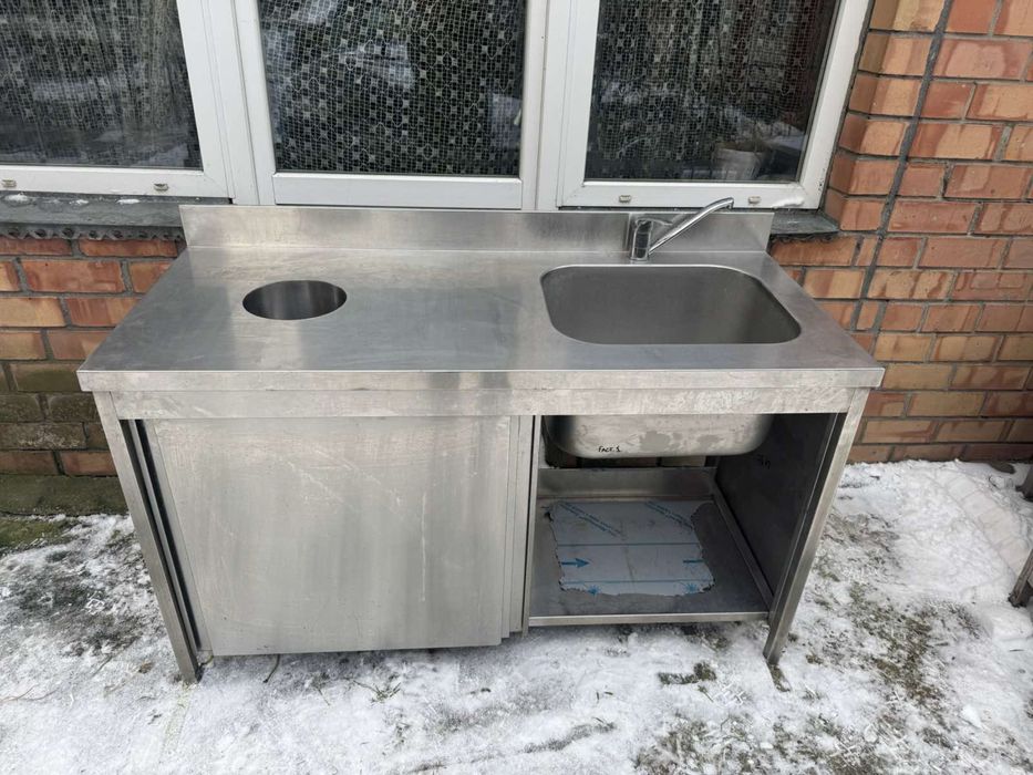 Столи із нержавійки