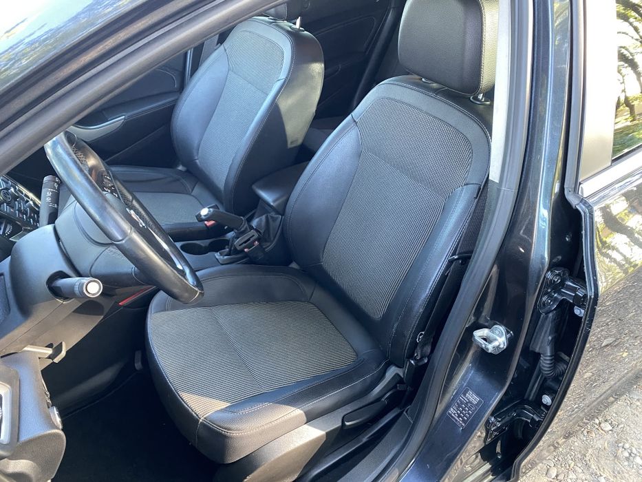 Opel Astra J 2012 року, 1.7 CDTI 136к.с