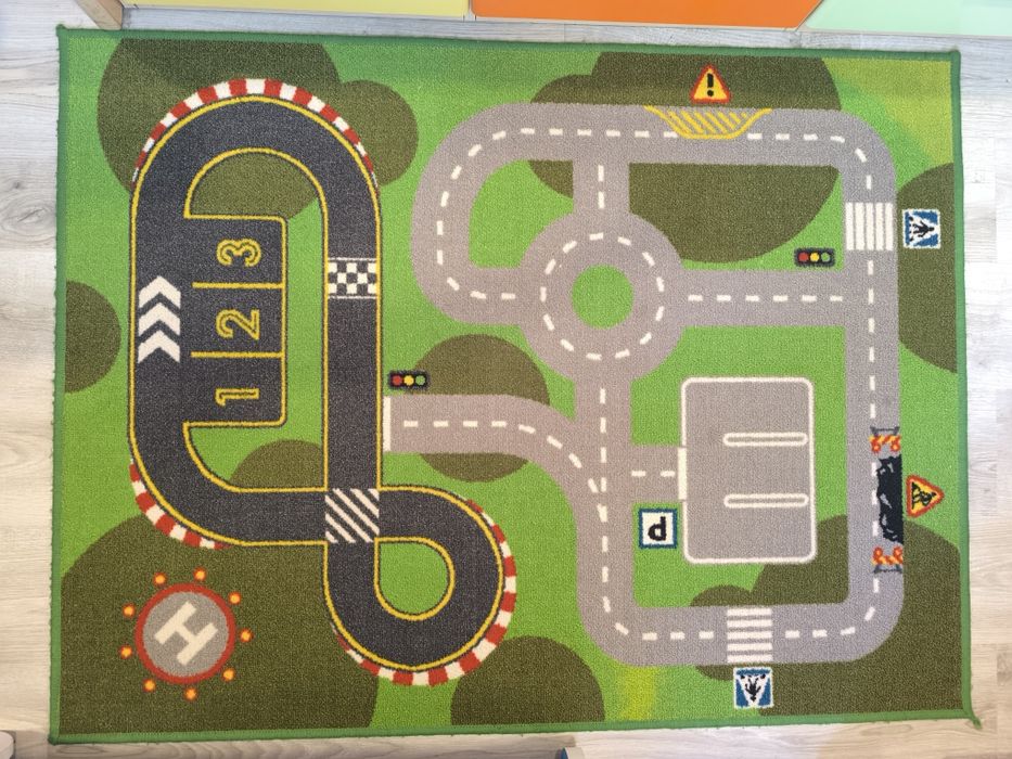 Conjunto secretária/mesa de cabeceira/tapete para quarto de criança