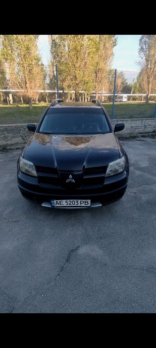 Mitsubishi outlander 1