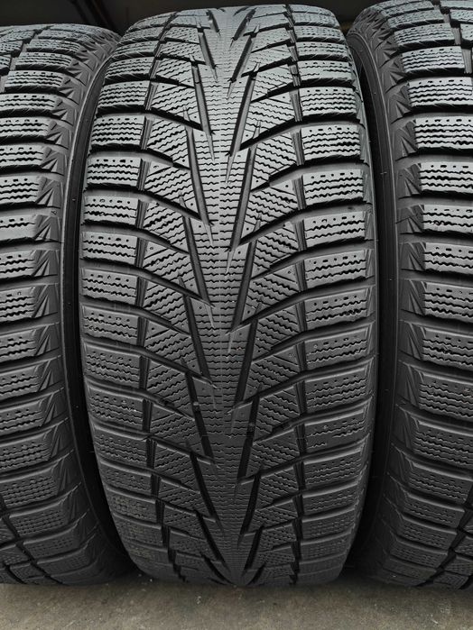 4шт R17 225 65 шини зимові Hankook Winter I*cept X агресивні Корея