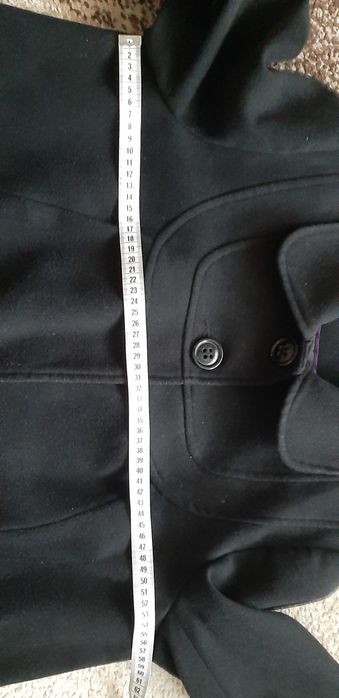 Czarny płaszczyk damski r 18