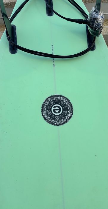 O Prancha De Surfe Element Twin Fish