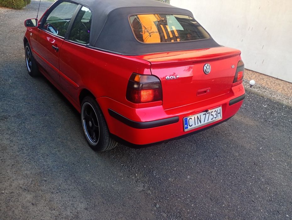 Witam mam do sprzedania VW Golf cabrio 4