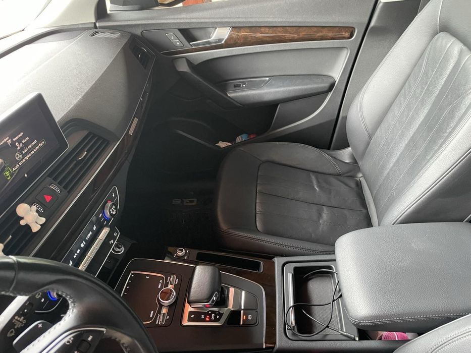 Продам Audi Q5 2018