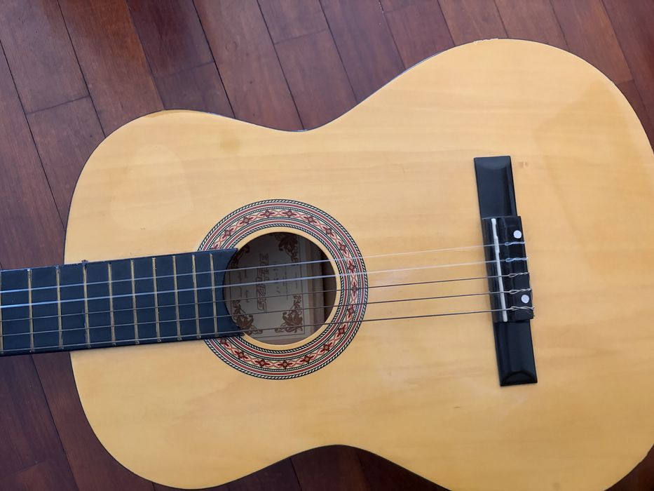 Guitarra classica Starfire