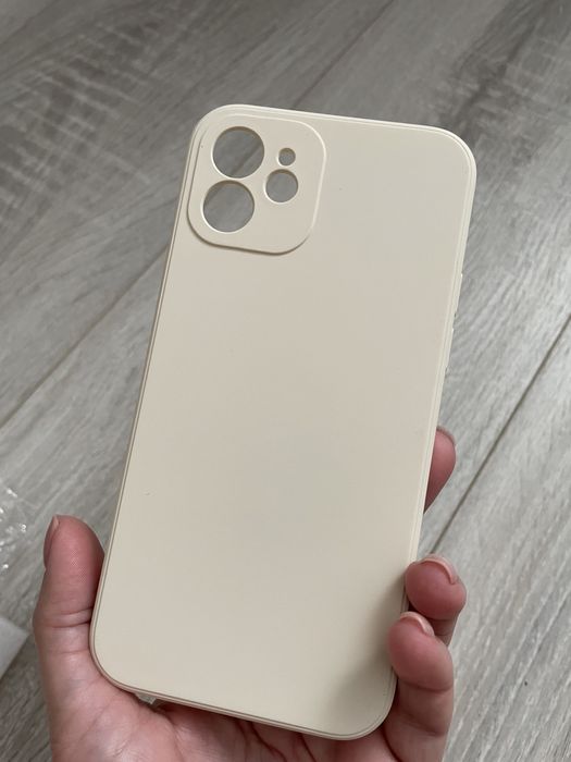 Чехол на IPhone 12