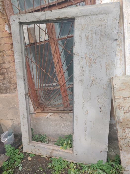 Ворота с калиткой гаражные