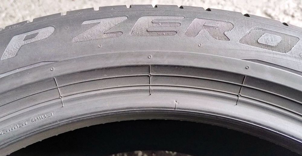 Шини літні R18 245/45 Pirelli Pzero
