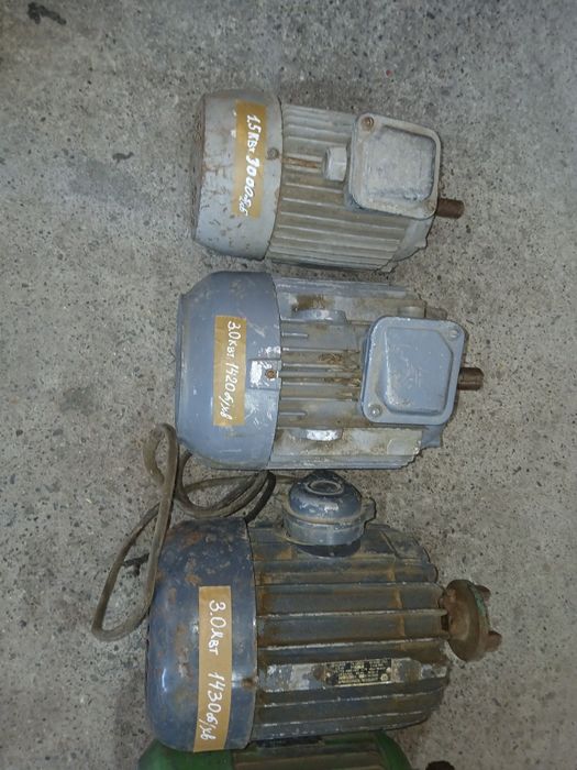 Продам електродвигун 3квт 1420 об/хв