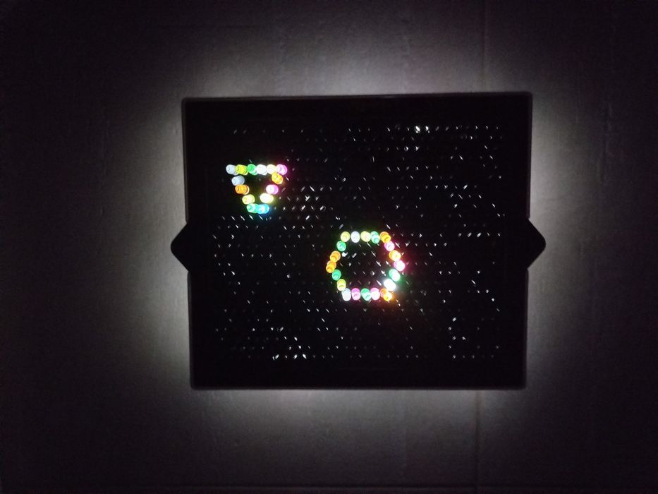 Електронна мозаїка від Hasbro на батарейках