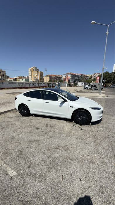 Tesla Model 3 Novo para Aluguer TVDE – Pronto a Trabalhar